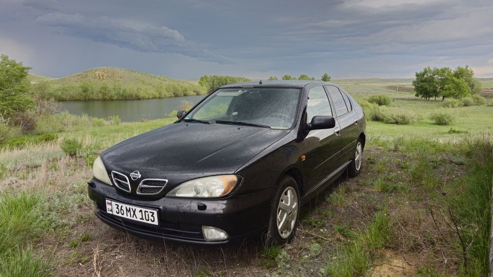 Продаю Ниссан Примеру 2002 год объем 1.8