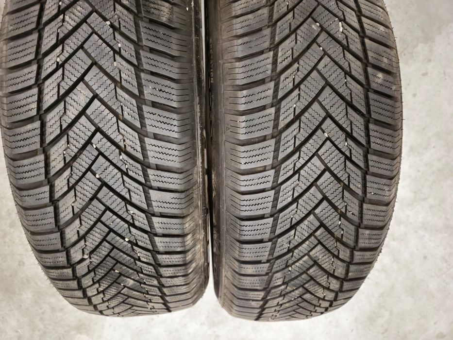 2 anvelope iarna Tracmax 205 60 16 aproape noi