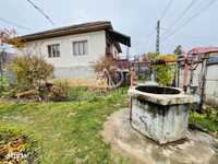 Vânzare casă și teren în zonă turistică – Comuna Runcu, Sat Dobrița