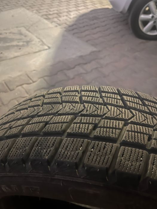 Продам зимнюю резину r17
