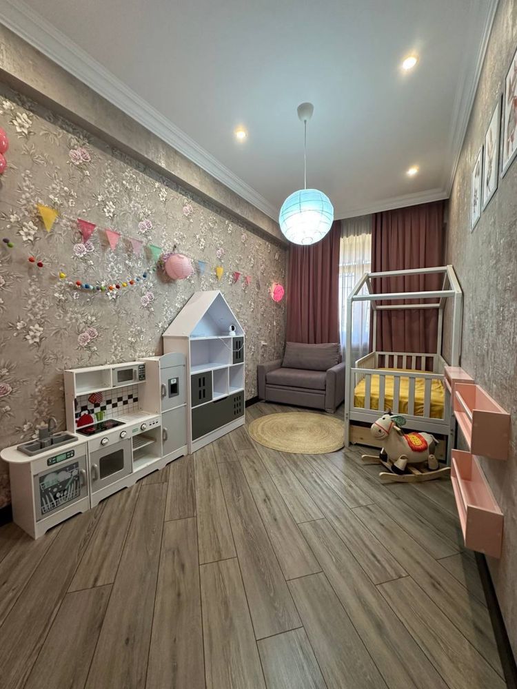 Продаётся 4х квартира ЖК «Hausmeister», 122м2. Яккасарайский район.
