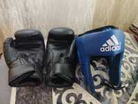 Шлем и перчатка для бокс