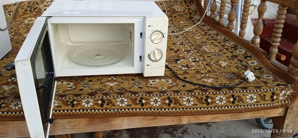 Продается микроволновка марки Мега ,состояние рабочее
