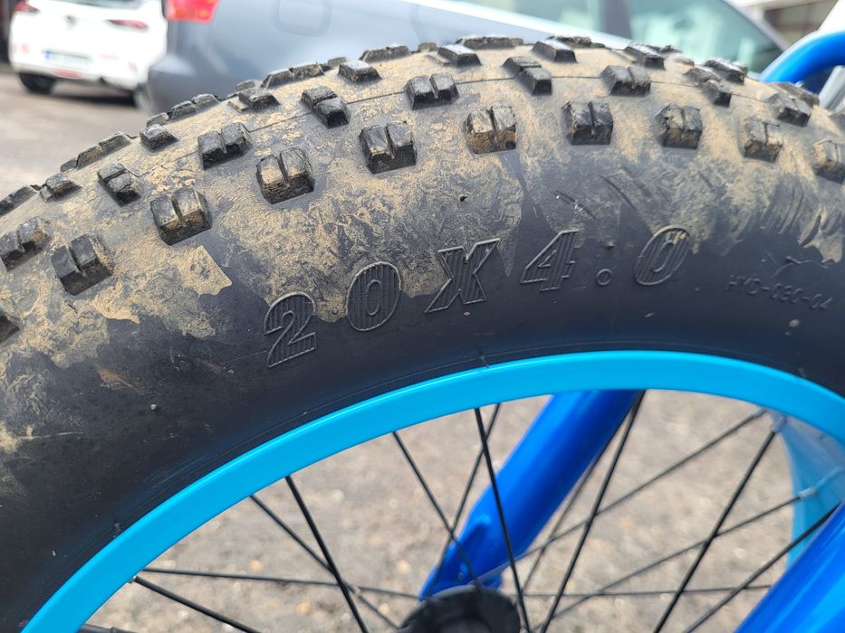 Vând bicicleta stare perfecta