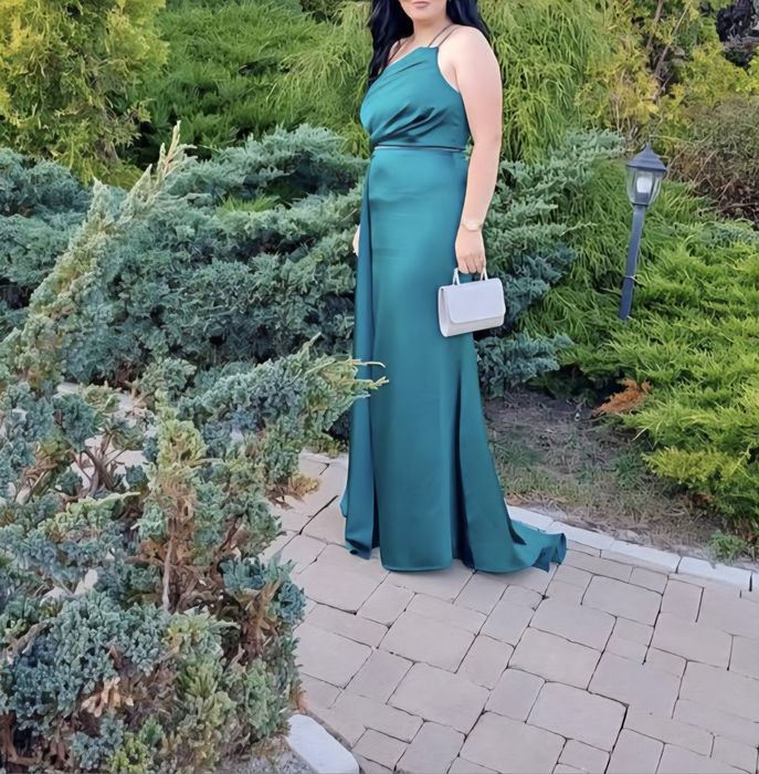 Rochie eleganta de vanzare