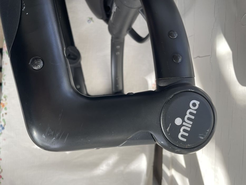 Carucior Mima Xari negru