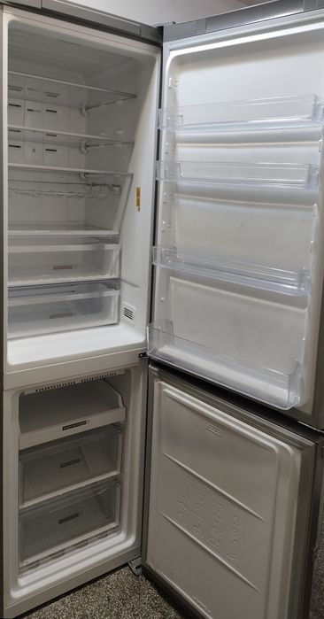 Хладилник whirlpool инокс