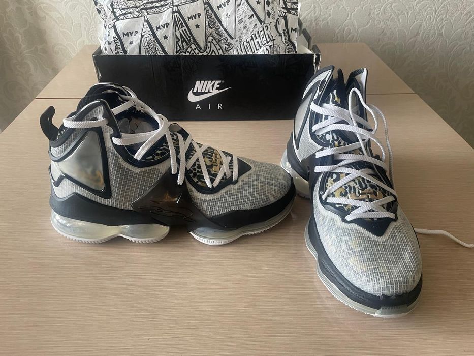 Кроссовки Nike оригинал