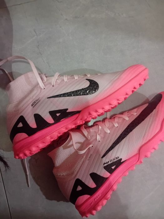Футбольные сороконошки air zoom