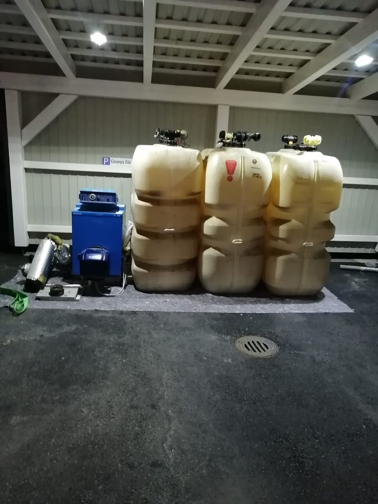 Vand centrala pe ulei 20 kw buderus fara arzator