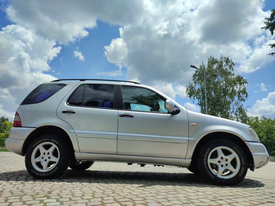 Mercedes-Benz ML 270