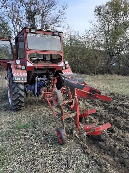 Plug reversibil nemtesc