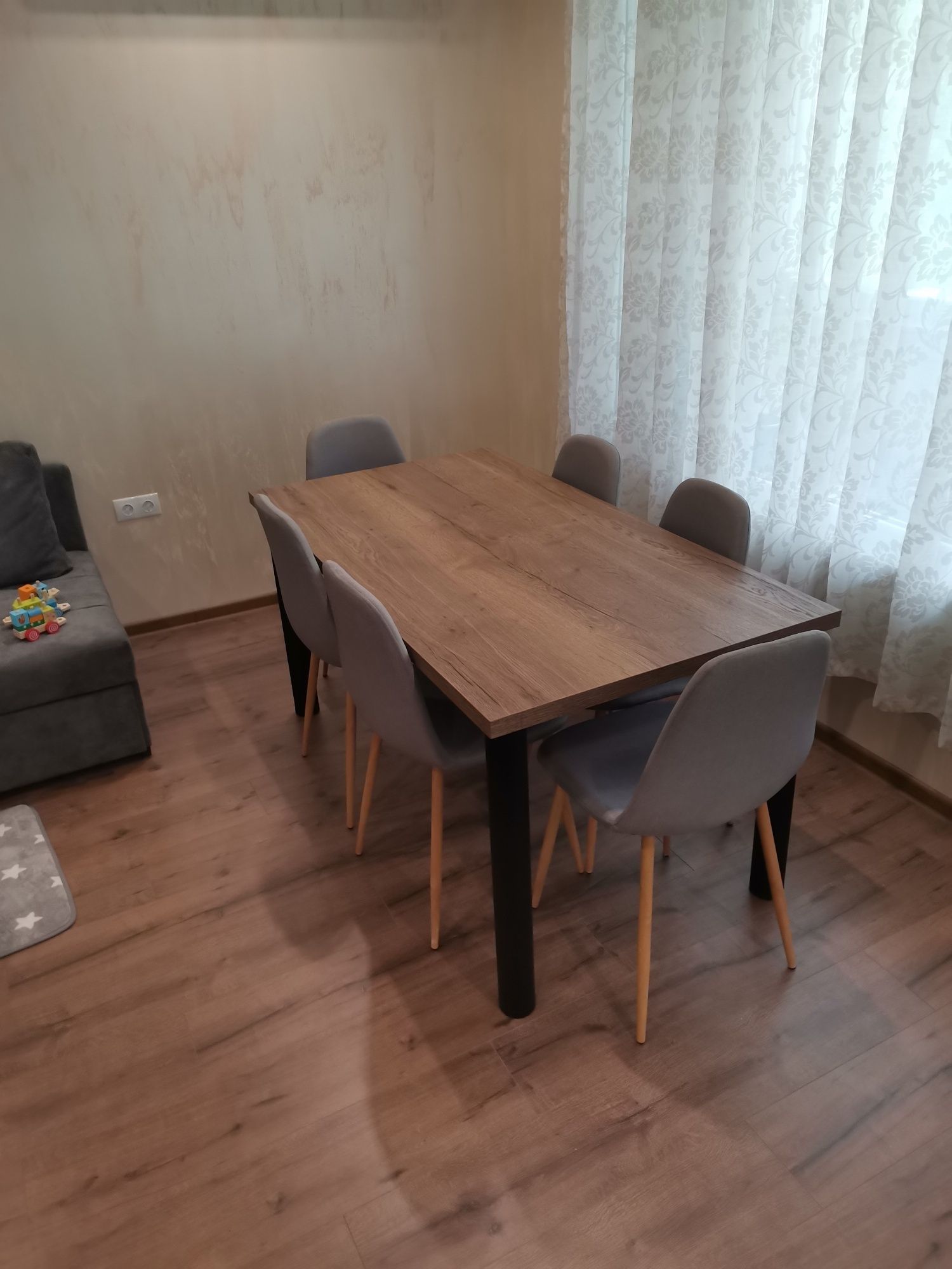 Монтаж на ламиниран паркет