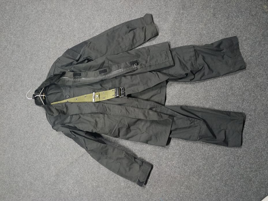 Одежда для охраны чорны .