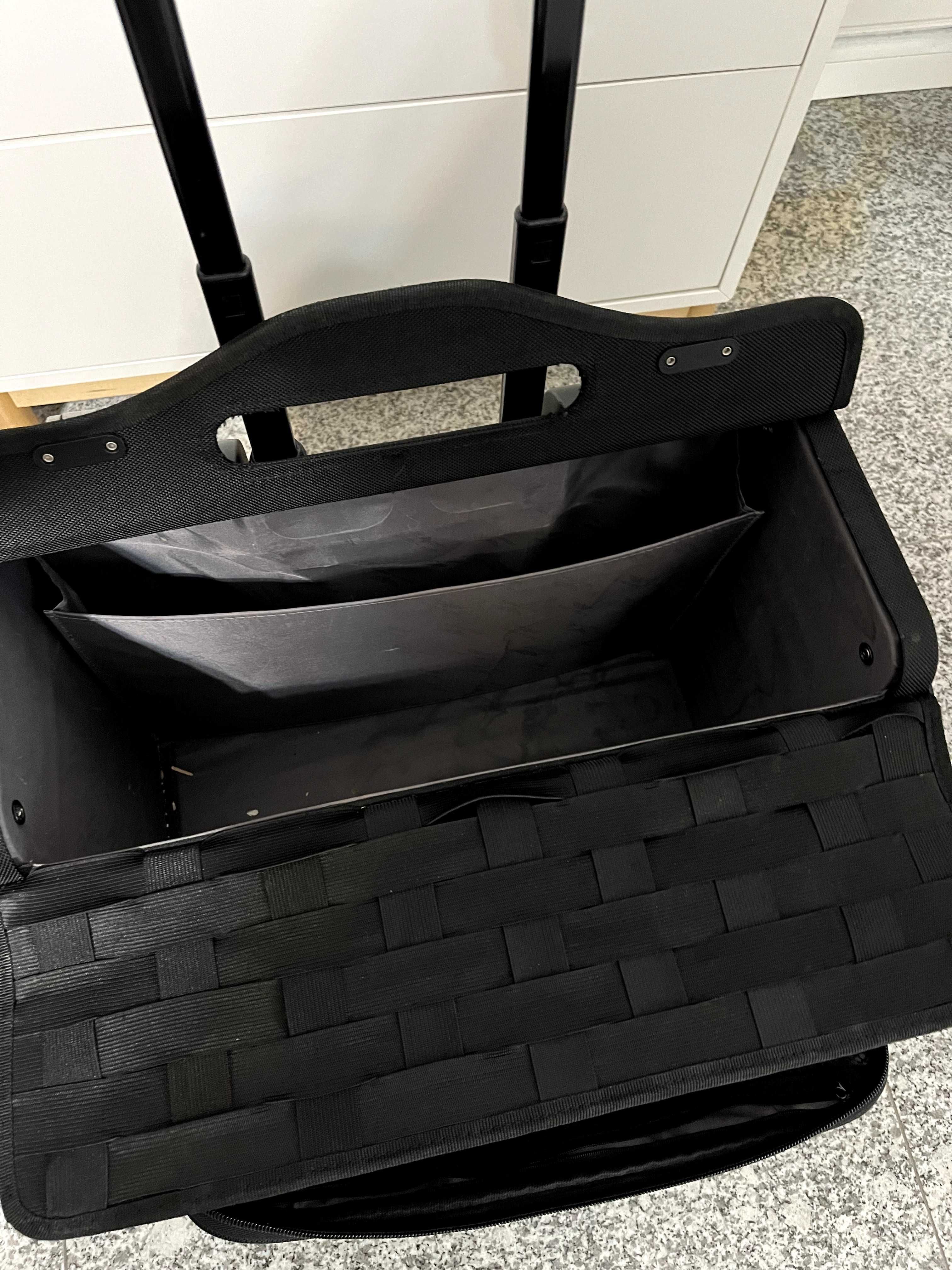 Airline pilot bag