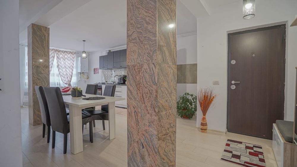 Vând/schimb apartament cu 2intrari separate de 163mp utili în zona Cor