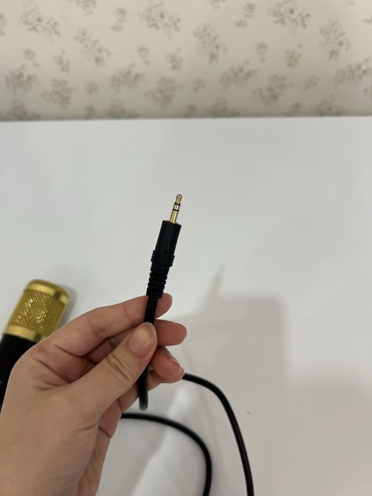 Продам микрофон