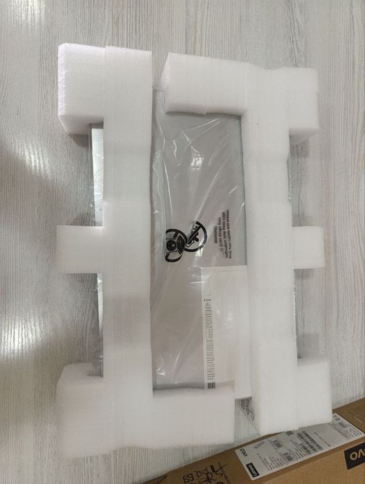 Lenova ноутбук янги