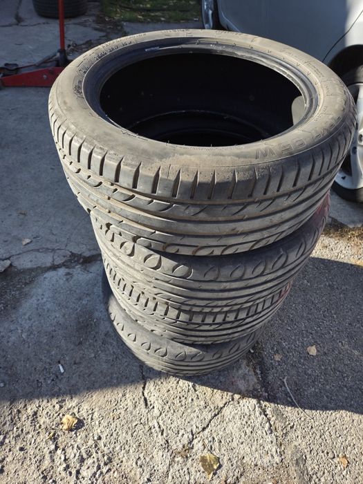 Летни гуми 215 50 17 RIKEN