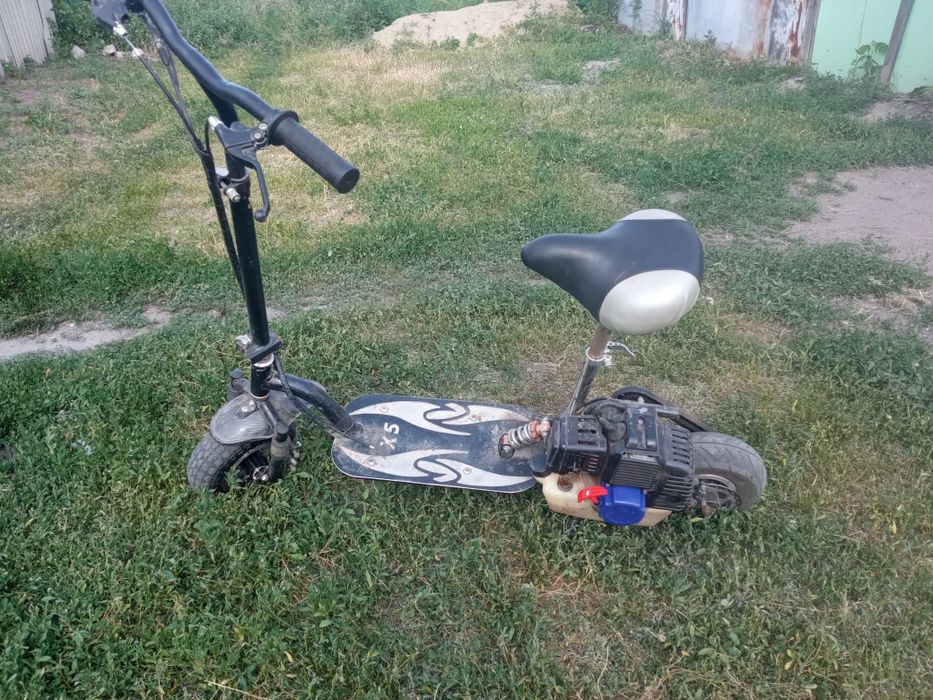 Продам мото самокат