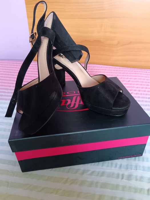 Vând Sandale Damă cu Platforma Mărimea 38 Noi