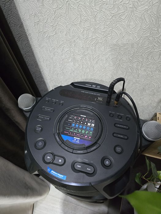 Домашняя аудиосистема. Колонка музыкальная