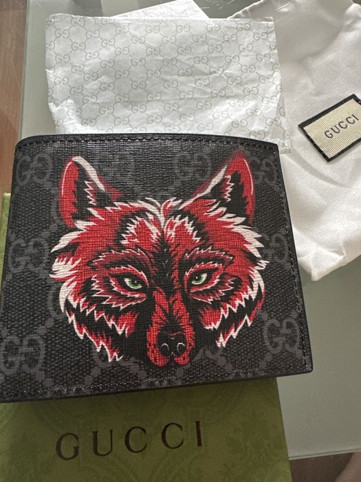 Gucci wolf wallet