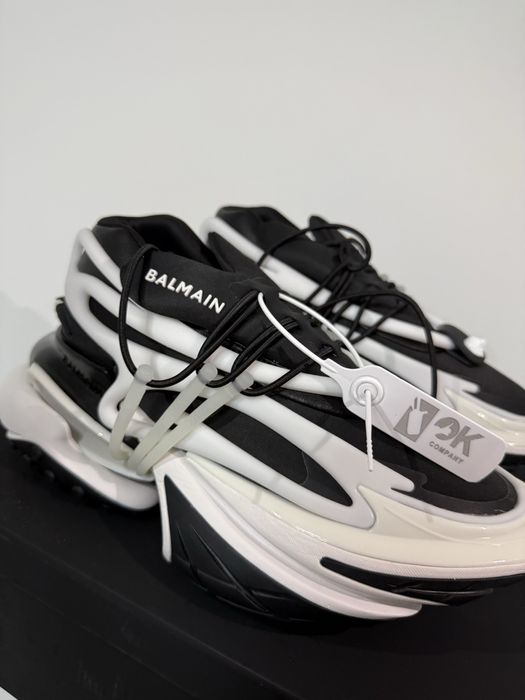 Balmain Unicorn Black White