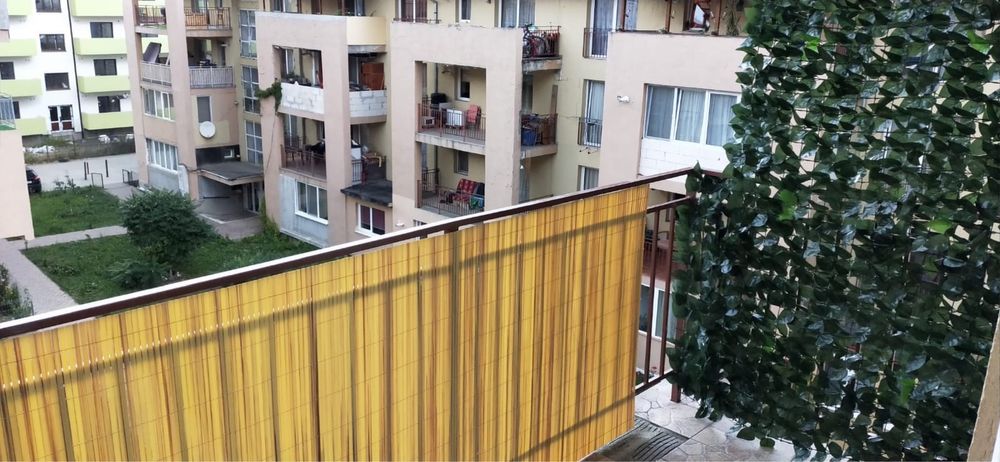 Inchiriez apartament cu 1 camera in Floresti