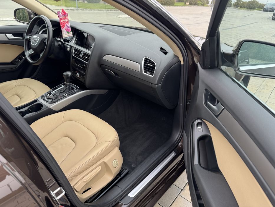 Vand Audi A4 S line 2.0 TDI  143 CP Automat 2013