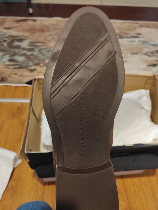 Ghete Tommy Hilfiger noi