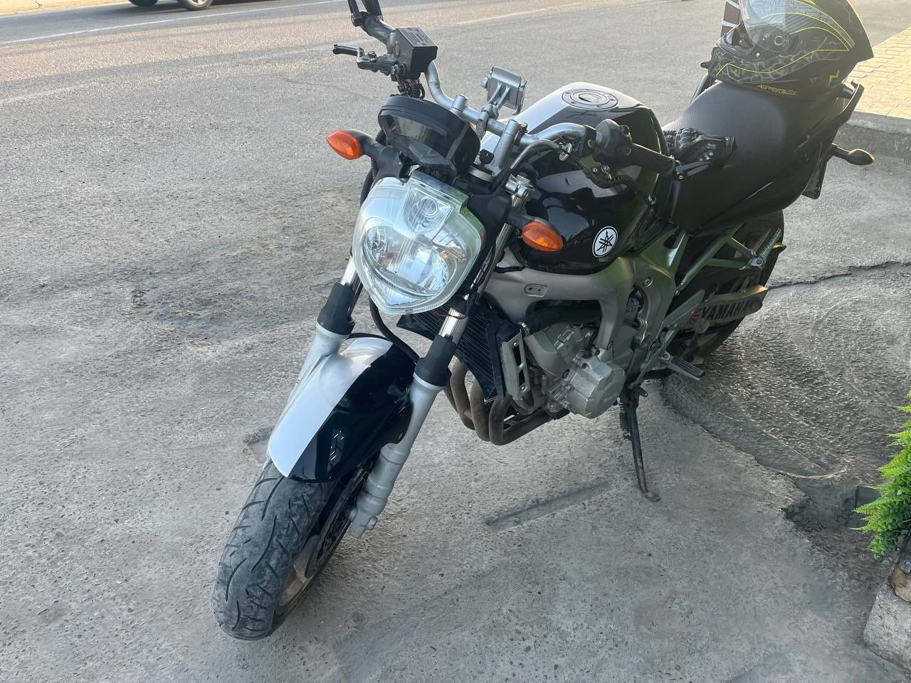 Продаются Yamaha fz6s