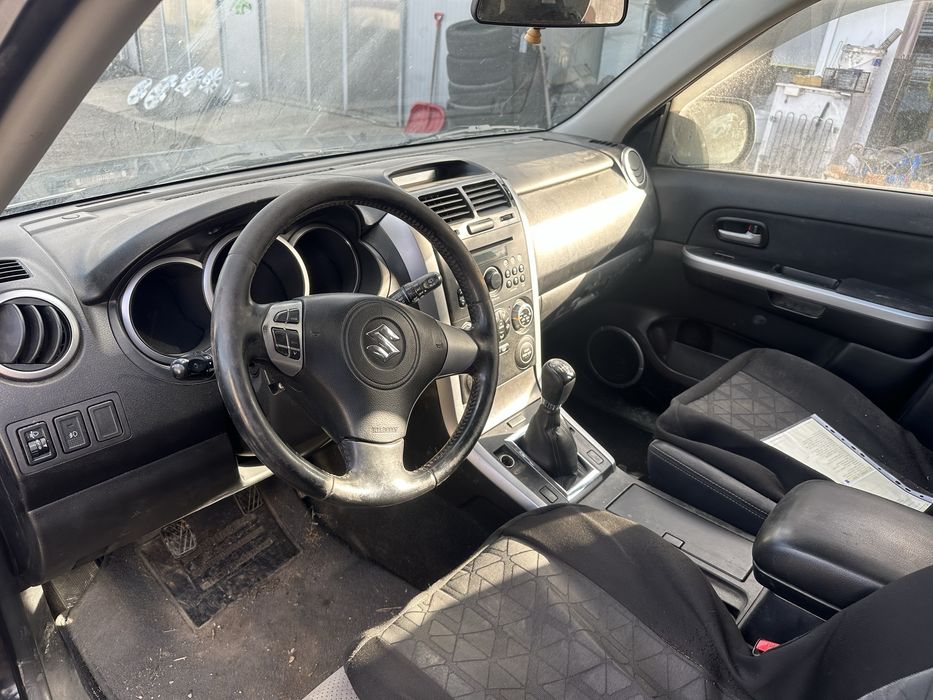 Suzuki Grand Vitara 1.9 DDiS на части