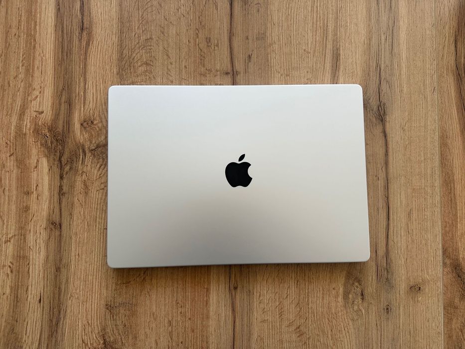 MacBook Pro 16" M3 PRO 12-CPU, 18-GPU, 18GB RAM, 512GB SSD