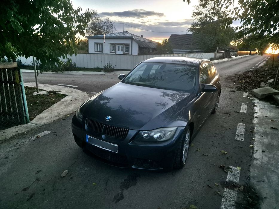 Vând BMW seria 3 E90 218 cp automata