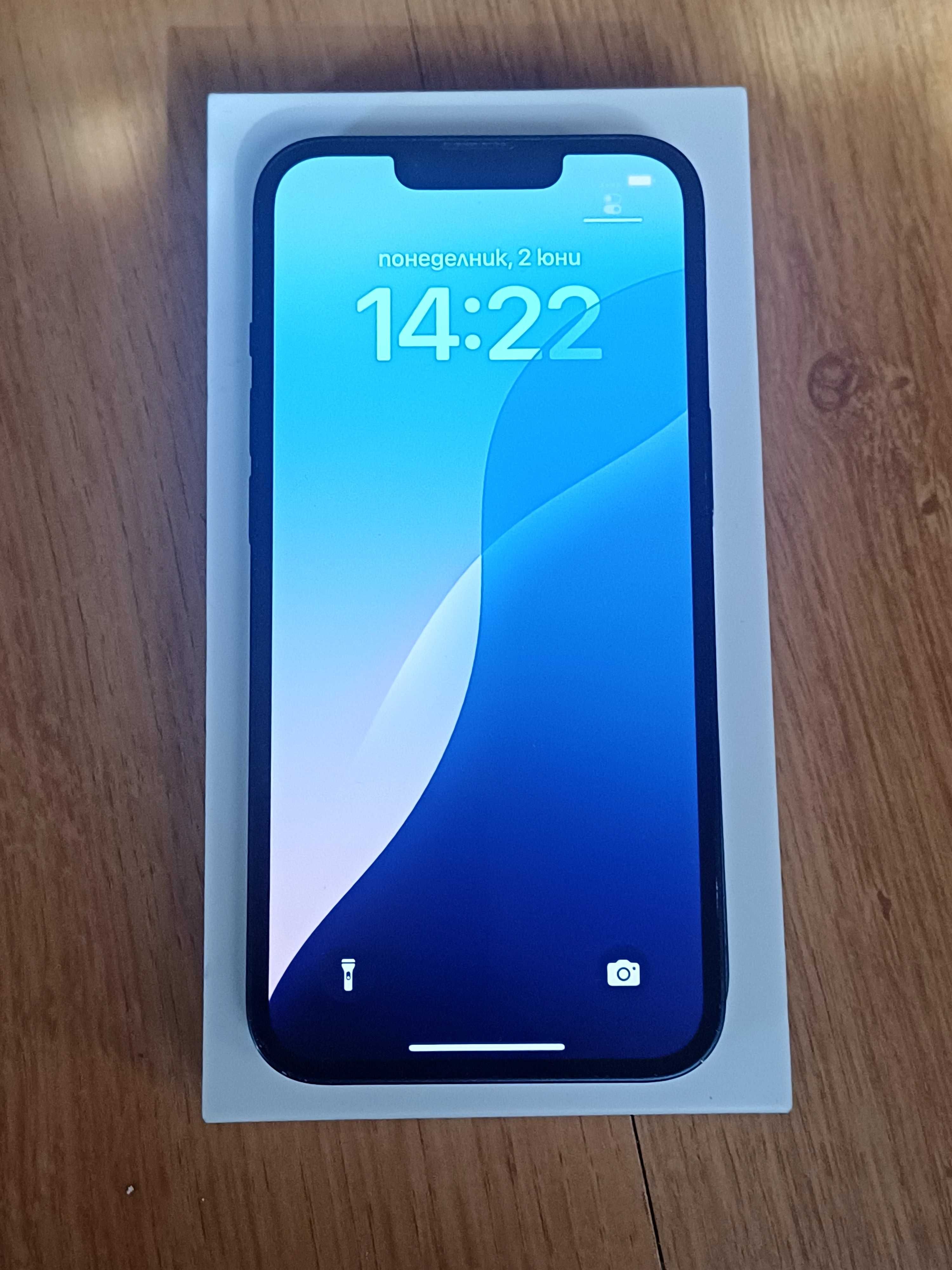 Продавам IPhone 13 128GB