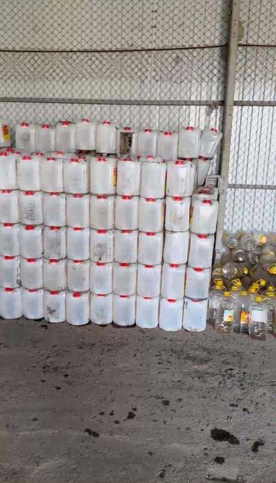 Канистры 10 литров ПНД б/у