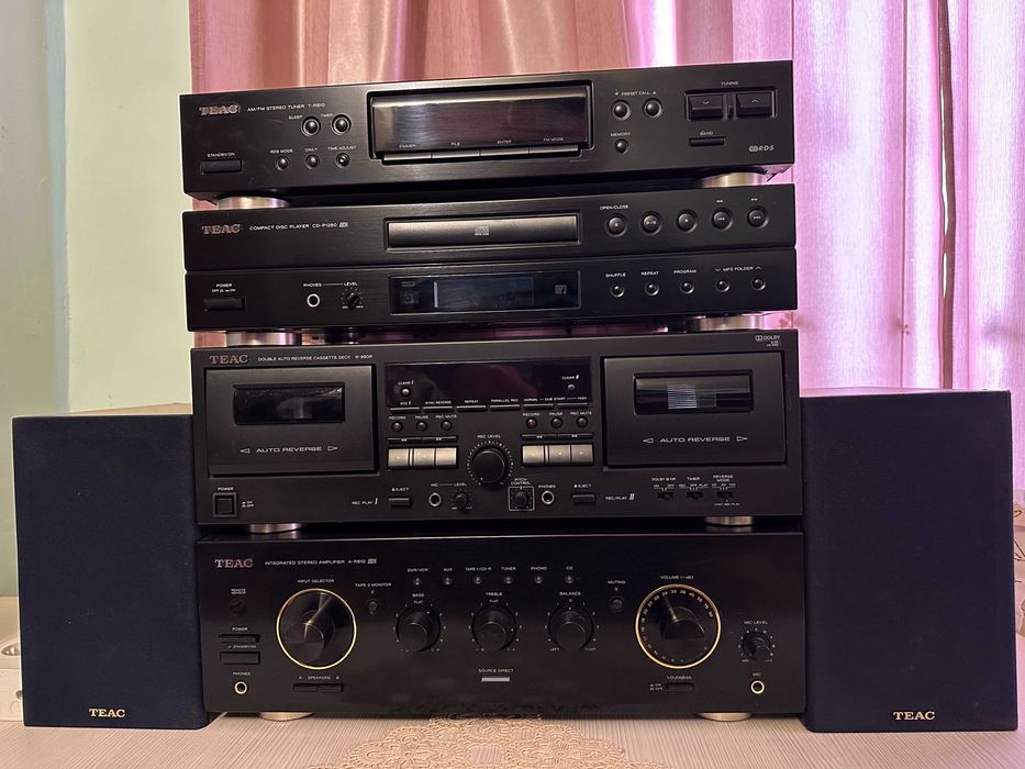 Linie audio TEAC,cu telecomanda