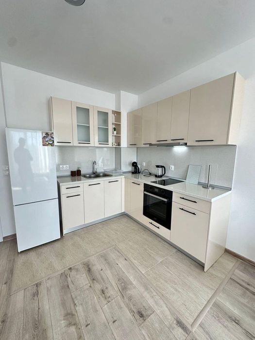 Дава се под наем Двустаен апартамент в Пловдив, Христо Смирненски - 65 кв.м за 425 € - Снимка #1