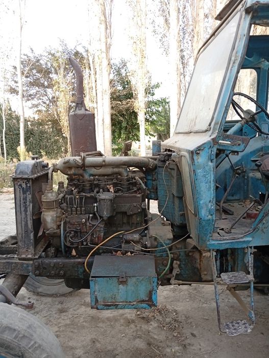 Mtz80 traktori sotiladi