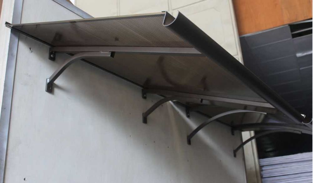 Copertine/ marchize/acoperis- usa, fereastra, balcon Transport gratuit