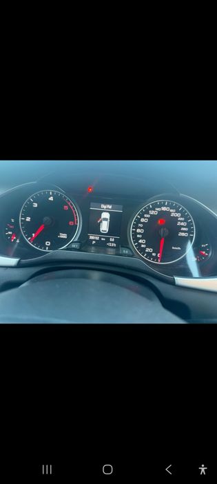 AUDI A4Motorizare 2.0 Diesel 143  
Încalzire auxi