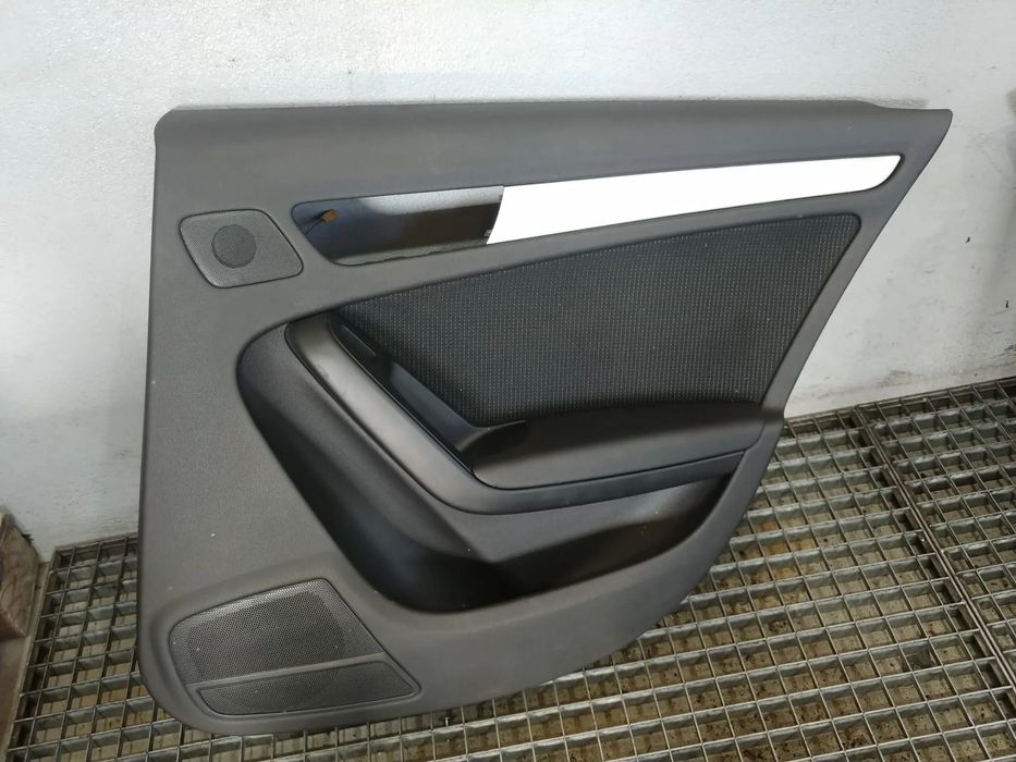 fata tapiterie usa dreapta spate audi a4 b8 8k  8k0867306