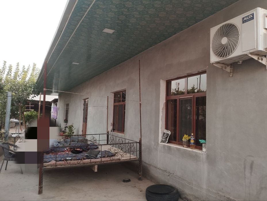 5 sotix 4 xonali yangi qurilga uy shoshilinch sotiladi