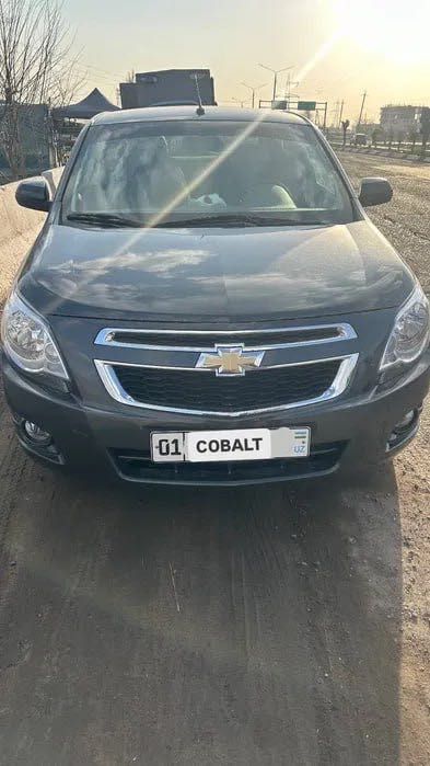 Cobalt, 2023 года, мокрый асфальт