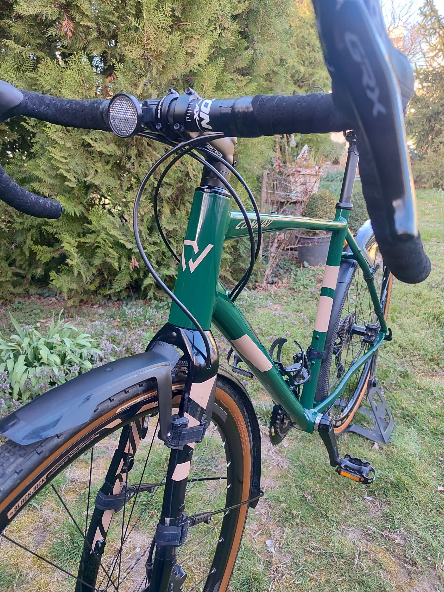 Conway GRV600 Gravel 28 цола 2×10 GRX