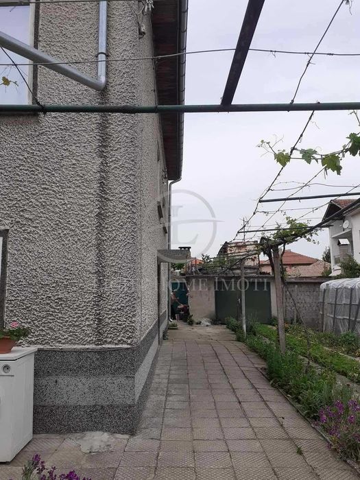 Продава се Къща в с. Браниполе, Област Пловдив - 150 кв.м за 1200 €/кв.м - Снимка #2
