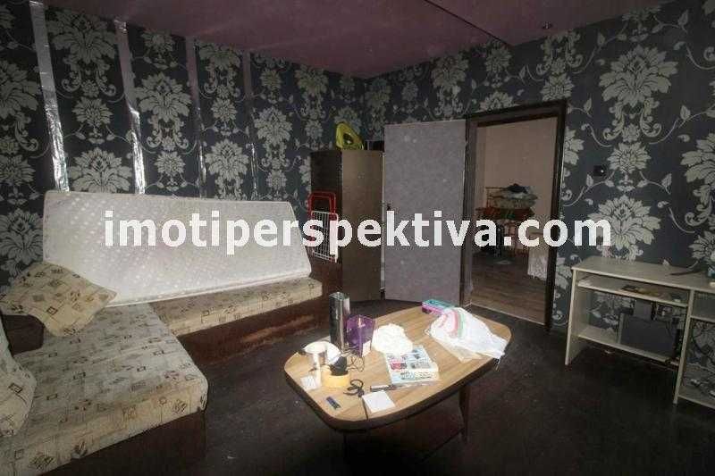Продава се Къща в Пловдив, Кършияка - 72 кв.м за 2487 €/кв.м - Снимка #2