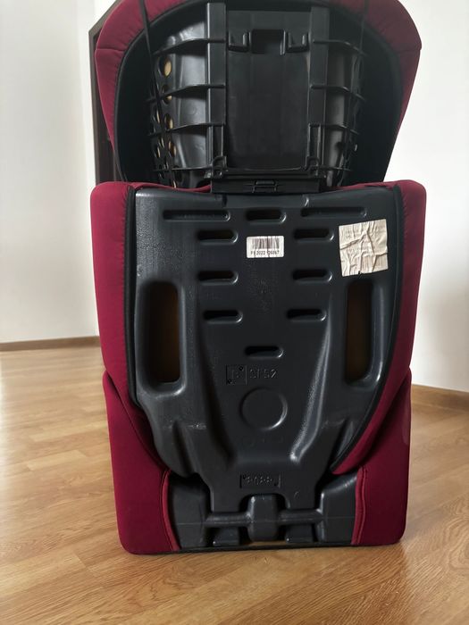 Scaun de bebe pentru masina folosit foarte putin.