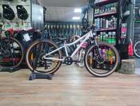 Bicicleta Scott Scale 24 DISC in stoc la Est Bike Funky Sports
